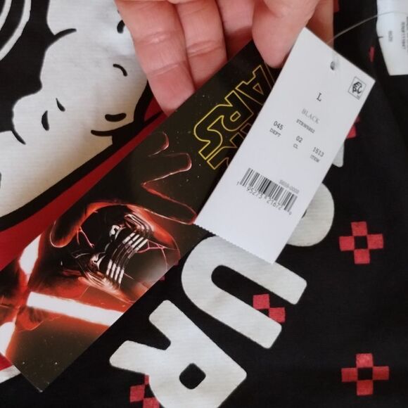 Christmas Sweatshirt Darth Star Wars Size Large Santa Hat! Disney - Picture 8 of 9